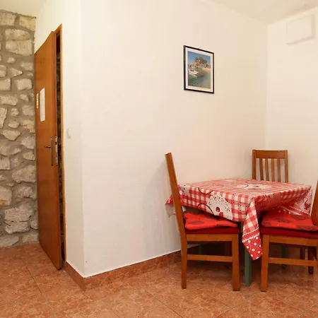 Apartment With Wifi Trpanj, Peljesac - 10121 Trpanj